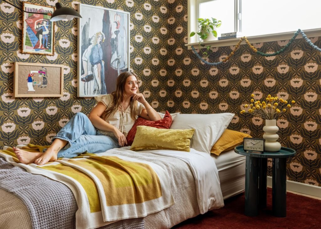 Gretchen Made A Switch! Here’s How She Designed This Small Space For Guests, Just In Time For Holiday Hosting