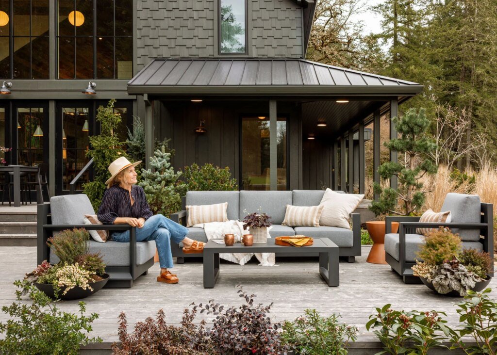 Creating An Outdoor Oasis At The Carly With AllModern – The Case For The Matching Set